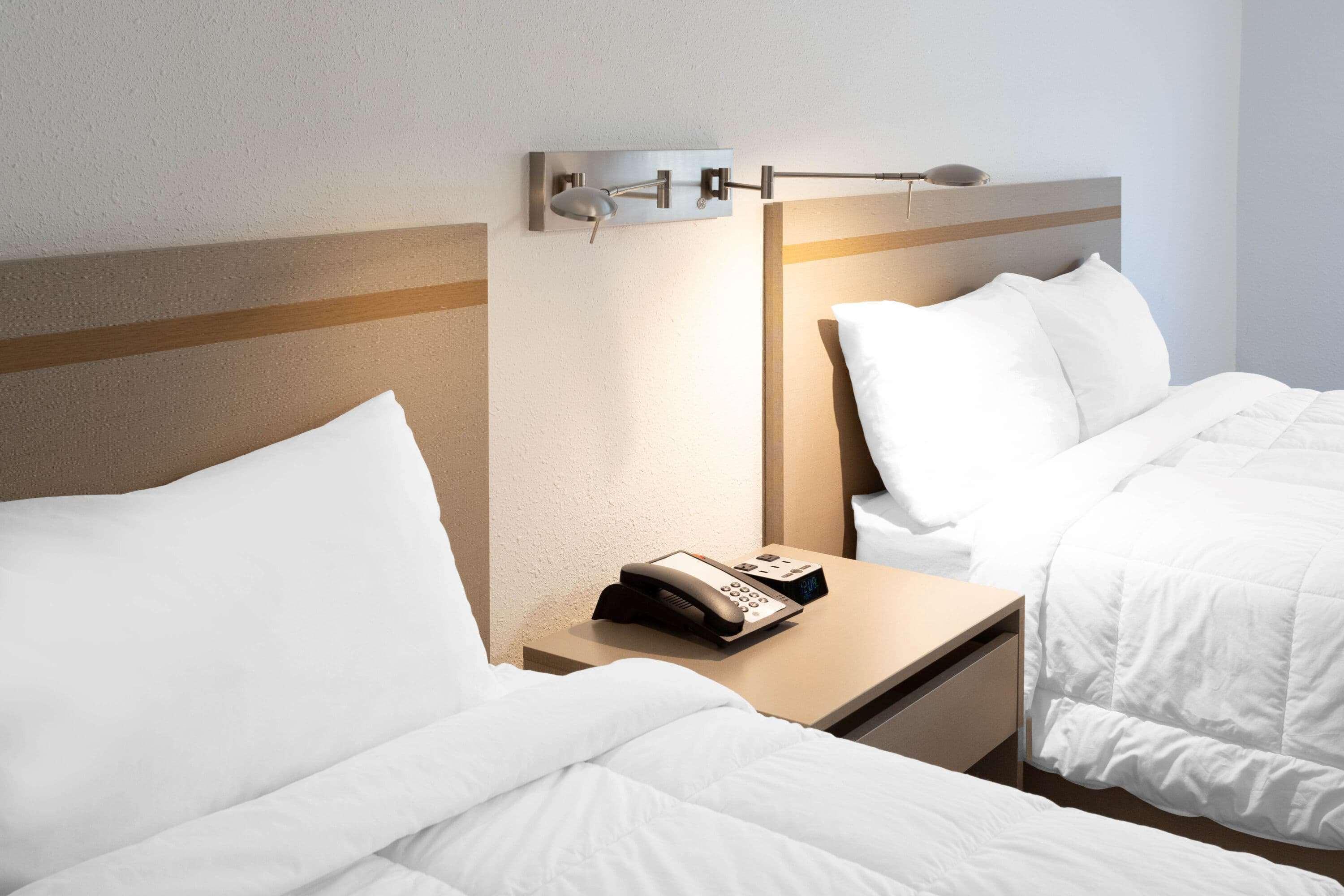Travelodge By Wyndham Elkhart Bagian luar foto